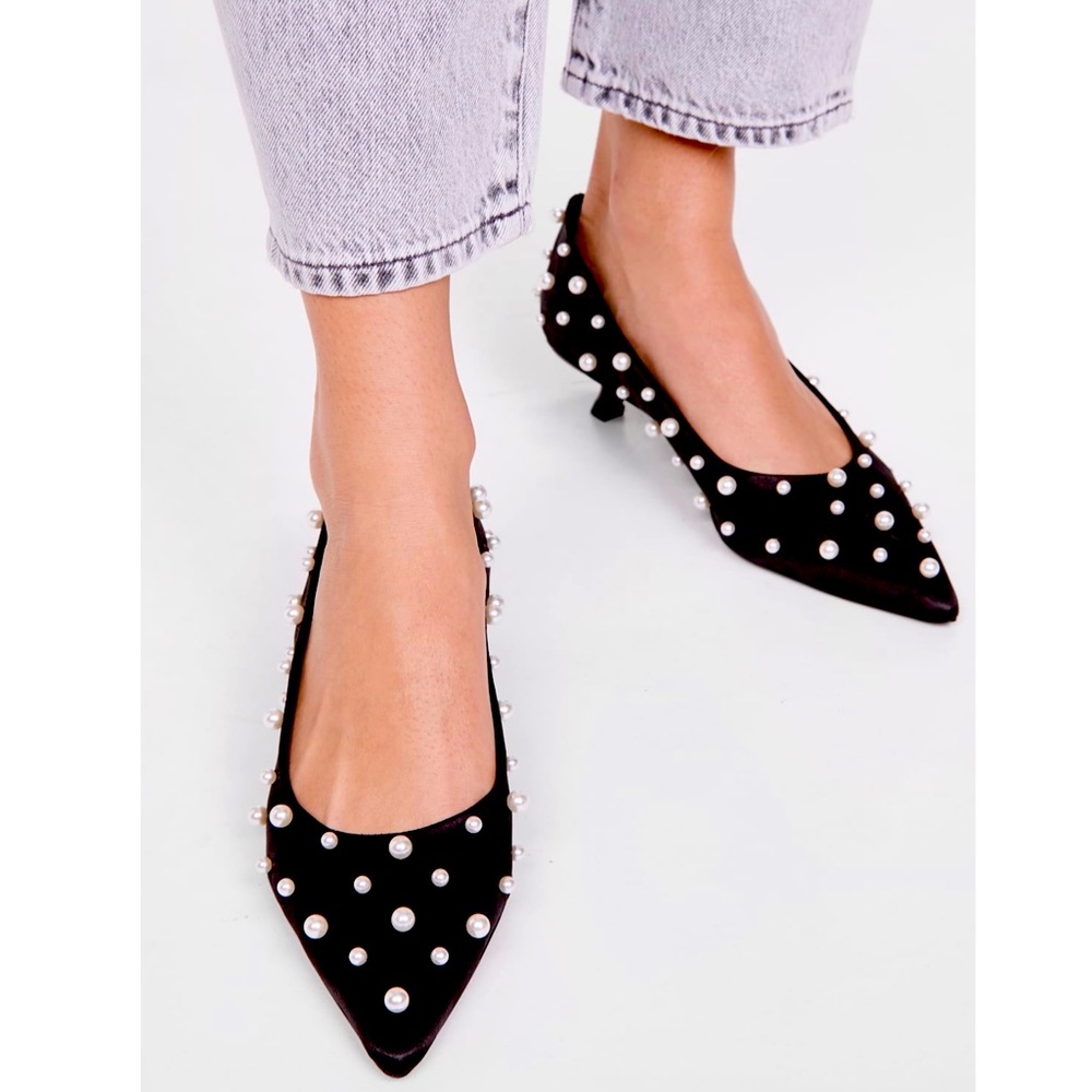 Cult Gaia Roxy Pearl Pumps